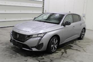 Damaged car Peugeot 308  2023/8