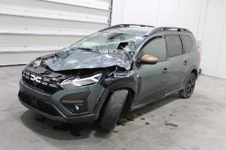 damaged passenger cars Dacia Jogger  2024/4