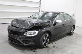 Vaurioauto  passenger cars Volvo S-60 S60 2018/3