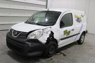 Vaurioauto  passenger cars Nissan Nv250  2022/3