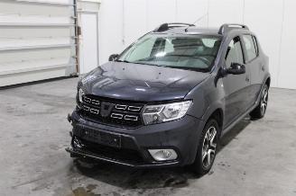 Vaurioauto  passenger cars Dacia Sandero  2018/9