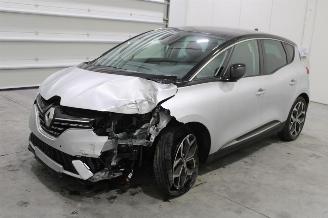 Voiture accidenté Renault Scenic  2022/5