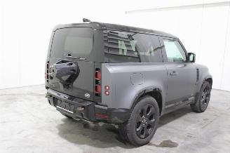 Land Rover Defender  picture 3