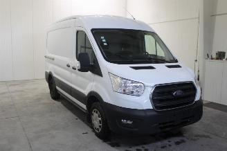 Ford Transit  picture 2