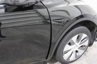 Tesla Model Y  picture 7