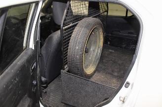 Suzuki Ignis  picture 11