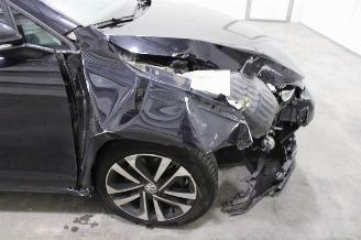 Volkswagen Golf  picture 5