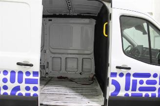 Ford Transit  picture 16
