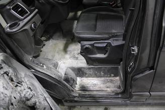 Ford Transit  picture 16