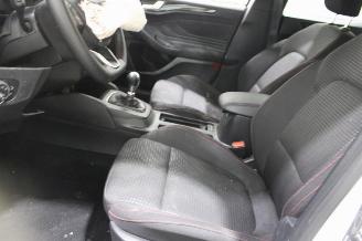 Ford Focus  picture 8