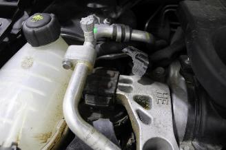 Renault Clio  picture 24