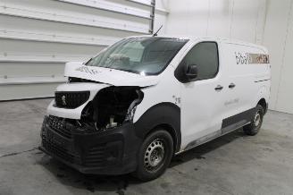 disassembly passenger cars Peugeot Expert  2022/10
