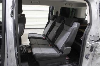 Peugeot Traveller  picture 11