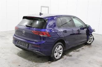 Volkswagen Golf  picture 3