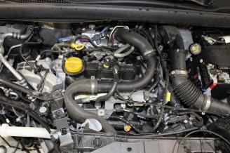 Renault Captur  picture 14