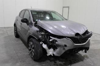 Renault Captur  picture 2