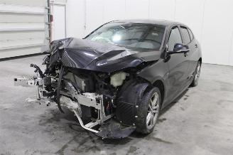 Unfallwagen BMW 1-serie 118 2023/3