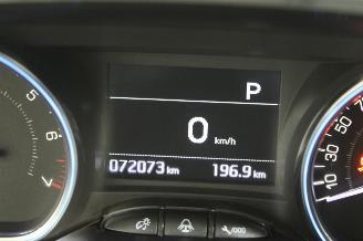 Peugeot 2008  picture 14