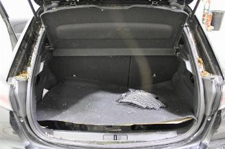 Peugeot 208  picture 19