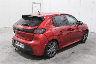 Peugeot 208  picture 3