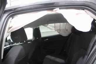 Volkswagen Golf  picture 21