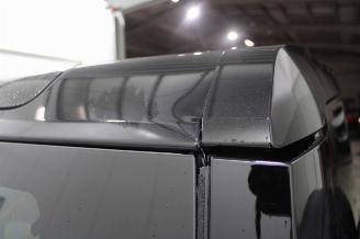 Land Rover Defender  picture 9