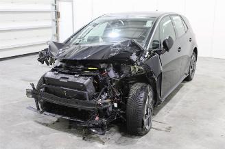 Vaurioauto  passenger cars Volkswagen ID.3  2023/8