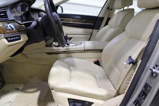BMW 7-serie 730 picture 9