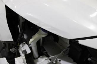 Peugeot 208  picture 9