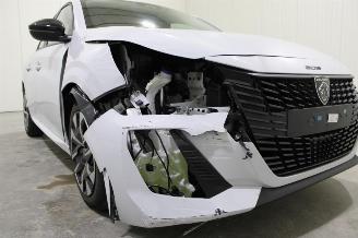 Peugeot 208  picture 22