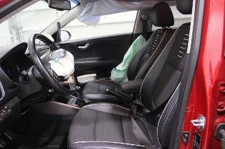 Kia Rio  picture 11