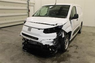 damaged passenger cars Fiat Doblo  2025/1
