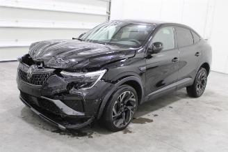 Coche accidentado Renault Arkana  2024/2