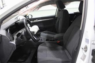 Volkswagen Golf  picture 9