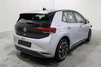Volkswagen ID.3  picture 3