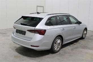 Skoda Octavia  picture 3