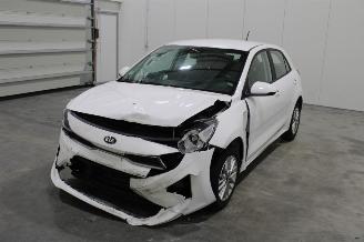skadebil auto Kia Rio  2021/7