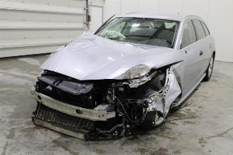 Voiture accidenté Audi A4  2021/4