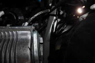 Peugeot 208  picture 18