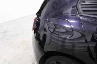 Volkswagen Golf  picture 25