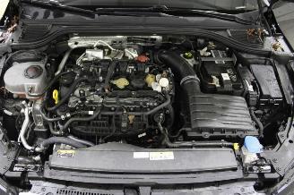 Volkswagen Golf  picture 15