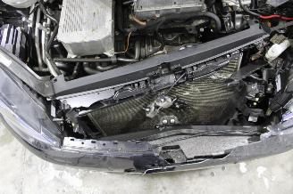 Volkswagen Golf  picture 21