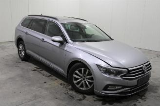 Volkswagen Passat  picture 2