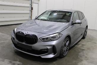 Schadeauto BMW 1-serie 116 2024/3