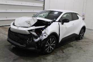 Voiture accidenté Toyota C-HR  2025/1