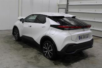 Toyota C-HR  picture 4