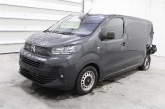 krockskadad bil auto Citroën Jumpy  2024/6