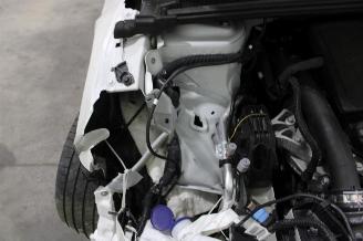 Peugeot 208  picture 21