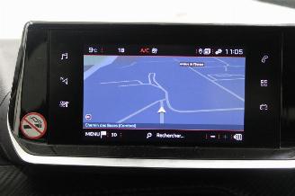 Peugeot 208  picture 14