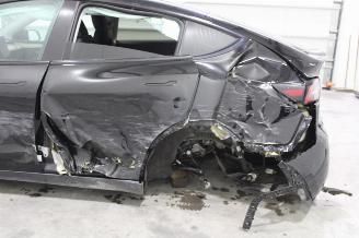 Tesla Model Y  picture 6